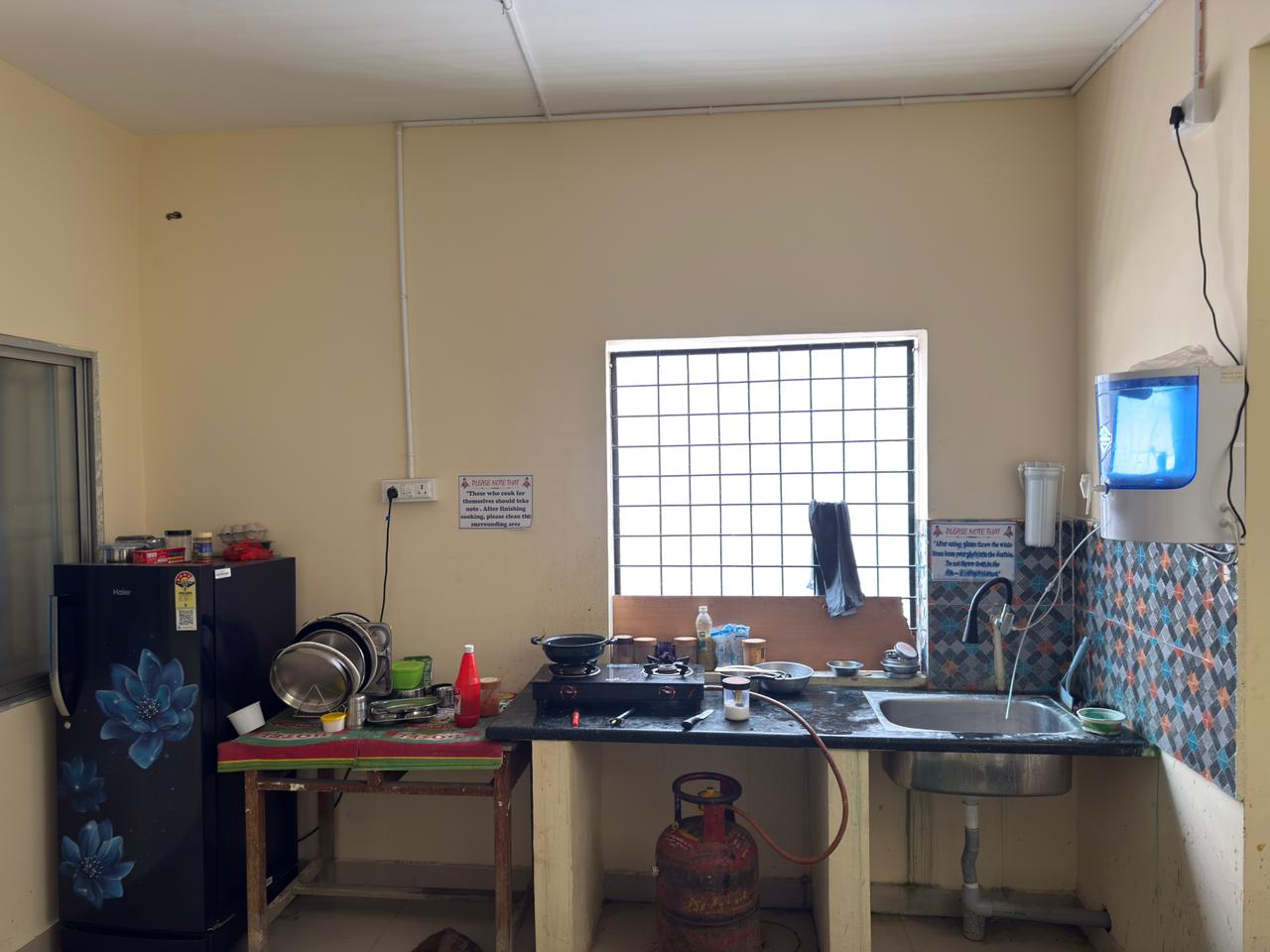 Self Kitchen